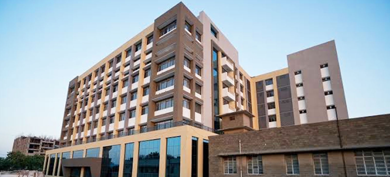 Shri M P Shah Government Medical College