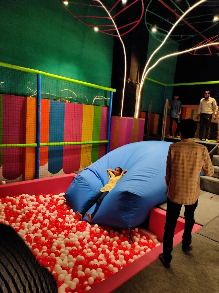 Bouncy Trampoline Park